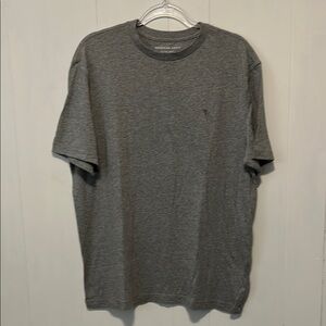 American Eagle Outfitters Men's Gray T-Shirt